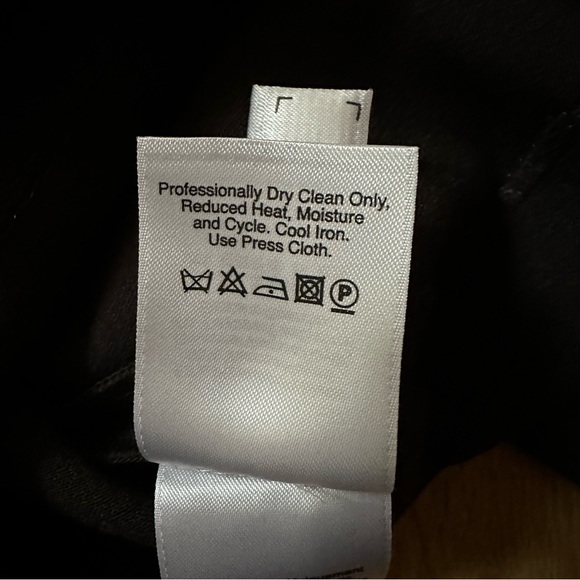 DKNY Skirt - Picture 5 of 5